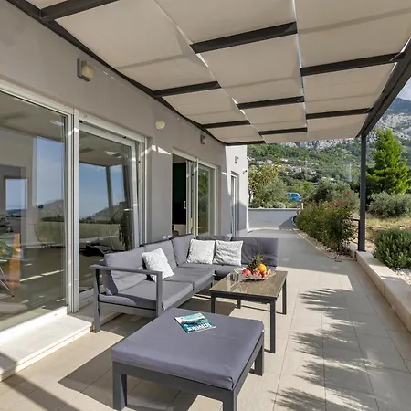 Minkini Villa